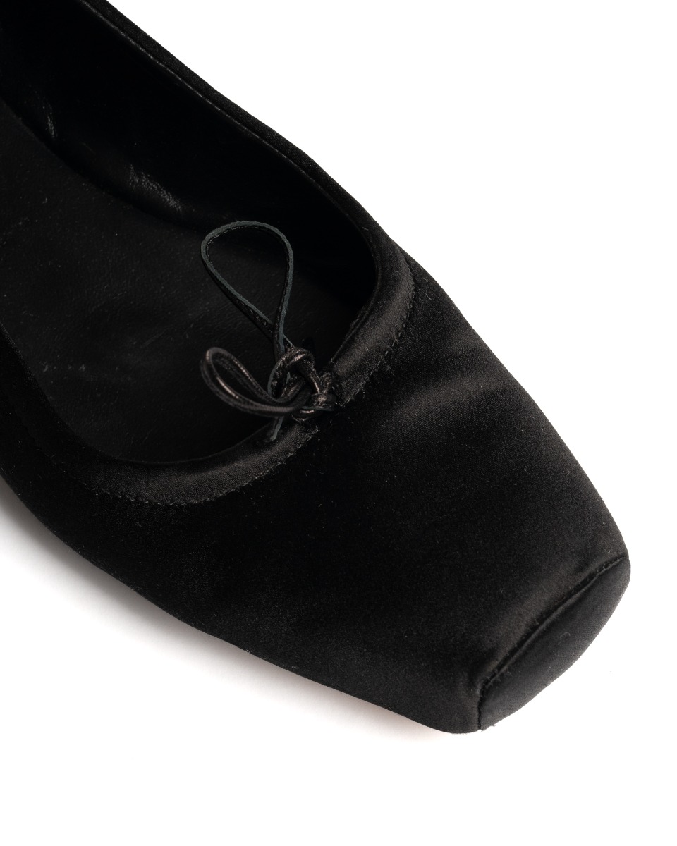 Aeyde Gabriella satin black flats thumbnail