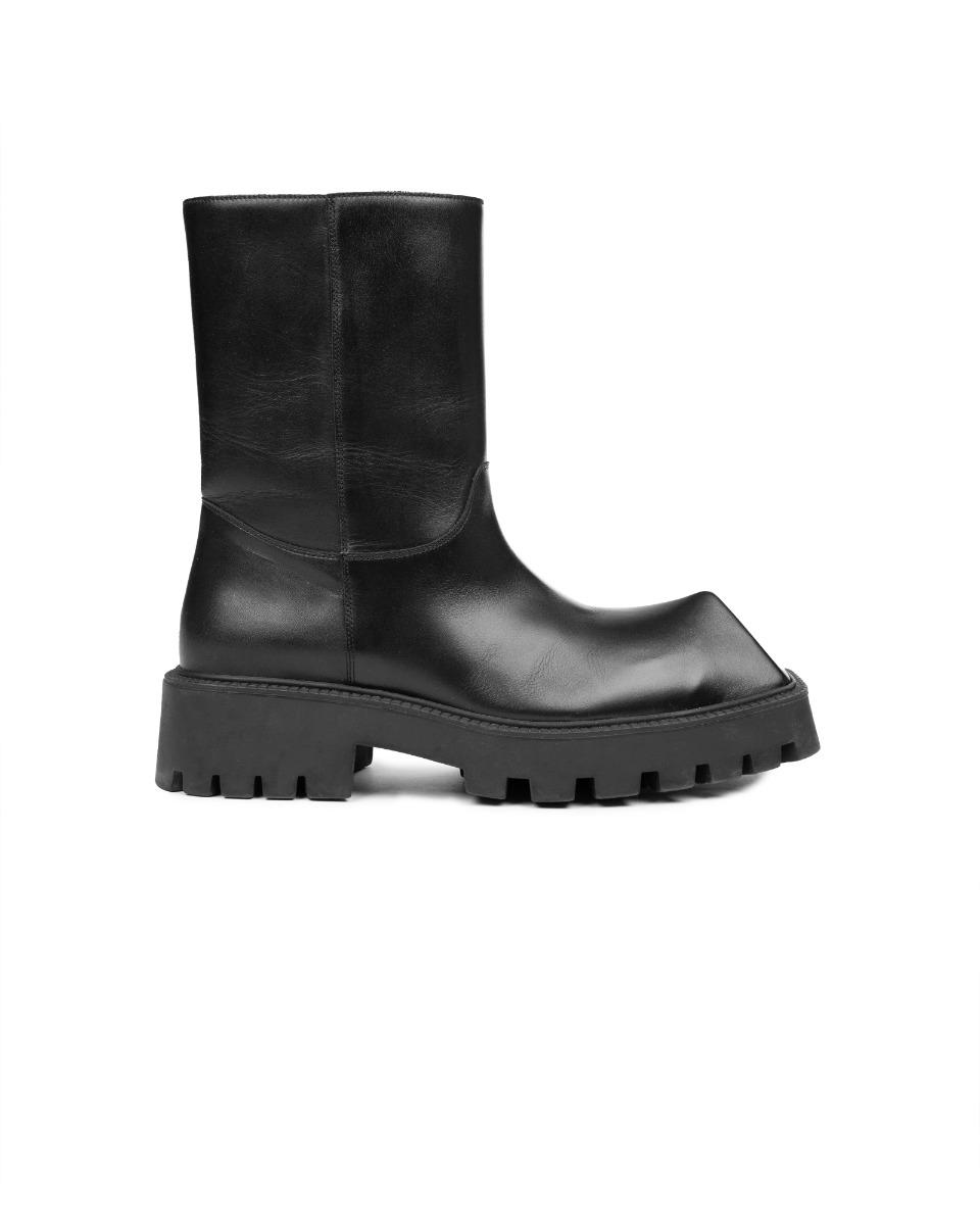 Balenciaga Rhino leather boots thumbnail