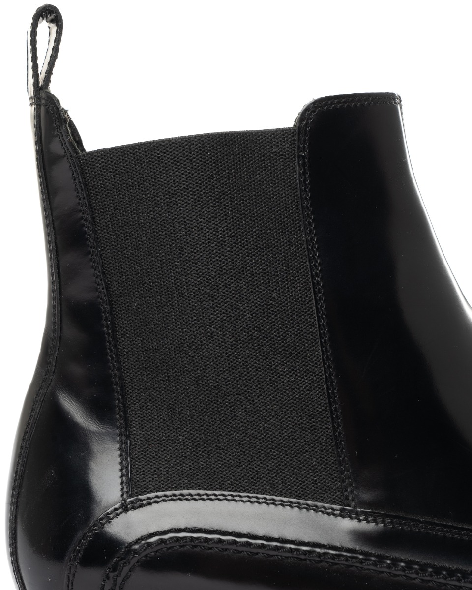 Dolce&Gabbana Chelsea black leather ankle boots thumbnail