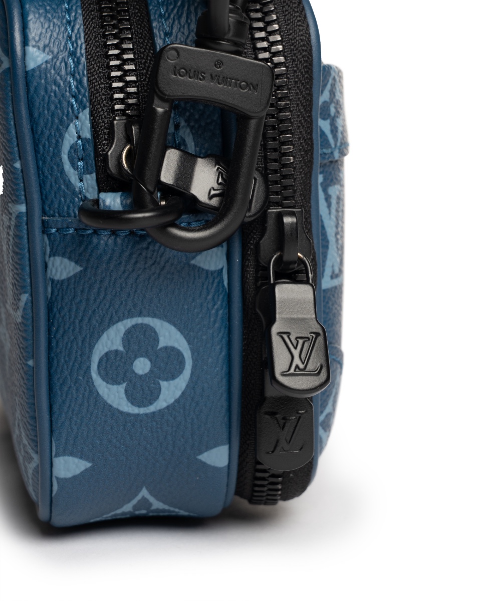 Louis Vuitton Alpha monogram nano blue shoulder bag thumbnail