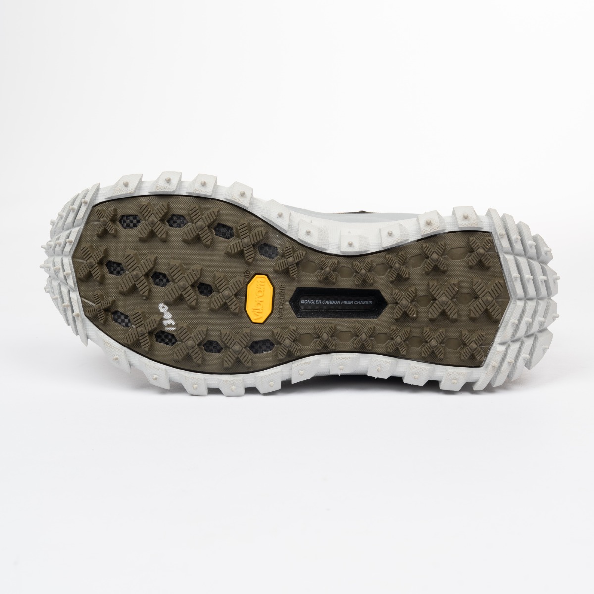 Moncler Grenoble x END Trailgrip Gore-tex khaki sneakers thumbnail