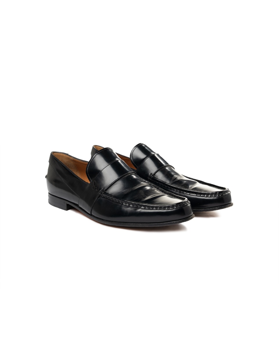 Gucci G-logo embossed black leather loafers thumbnail