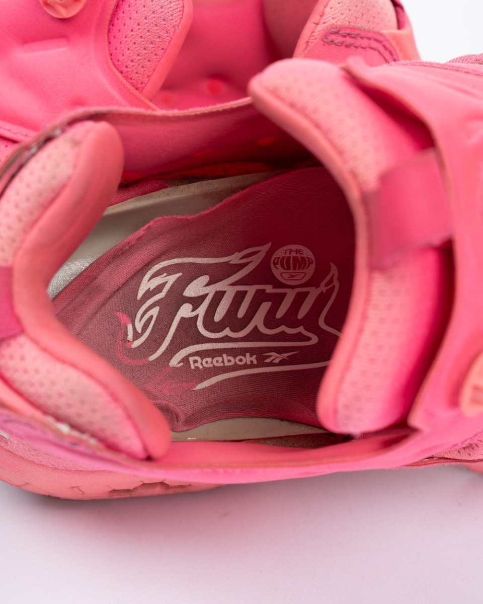 Vetements x Reebok Instapump fluorescent pink sneakers thumbnail