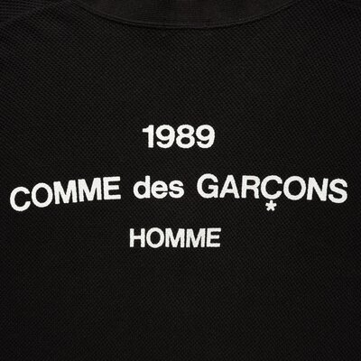 COMME des GARÇONS